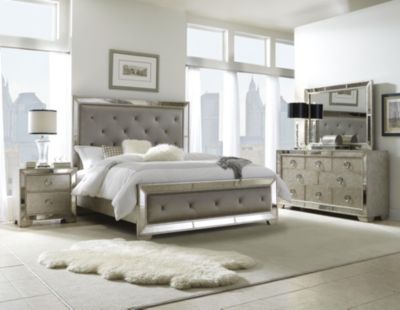 Pulaski Farrah 4-Piece King Mirrored Bedroom Set | Homemakers Furniture