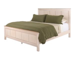 Daniel's Amish Orchard Maple Queen Bed