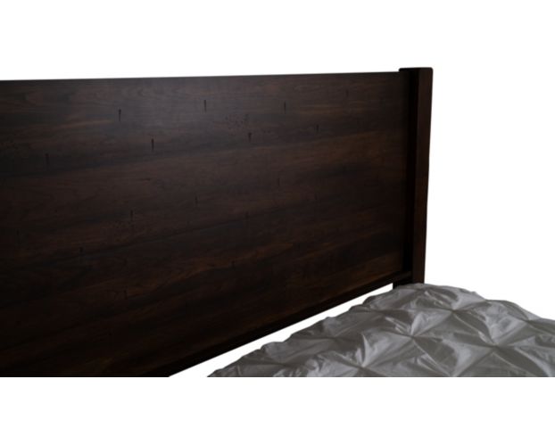 Daniel's Amish Cabin Queen Bed large image number 4