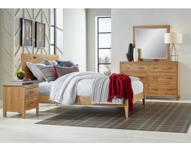 Archbold Furniture Company 2 West 4-Piece King Bed Set large image number 1