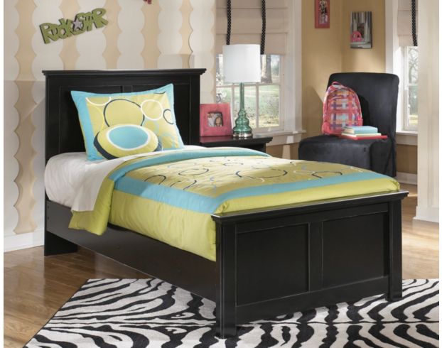 Ashley Maribel Twin Panel Bed large image number 2