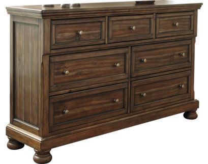 Ashley Flynnter Dresser