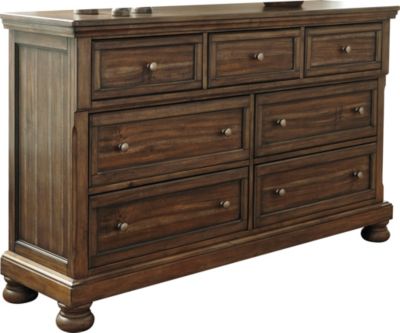 Ashley Flynnter 4-Piece Queen Panel Bedroom Set | Homemakers Furniture