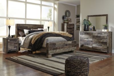 Ashley Derekson 4-Piece Queen Bedroom Set