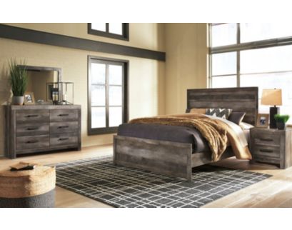 Ashley Wynnlow Queen Bed