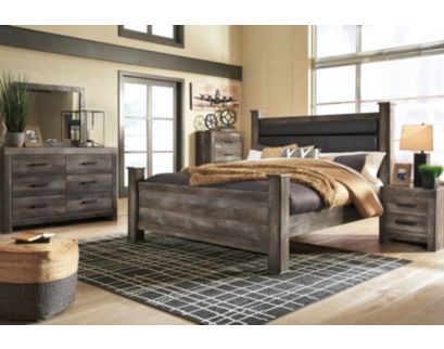 Ashley Wynnlow 4-Piece Queen Poster Bedroom Set