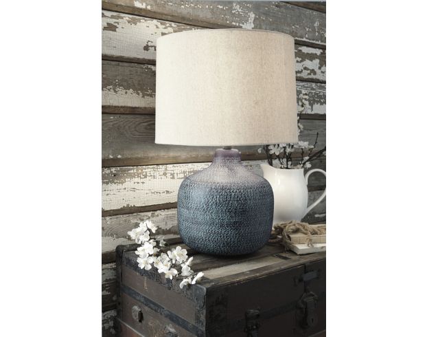 Ashley Malthace Table Lamp large image number 2