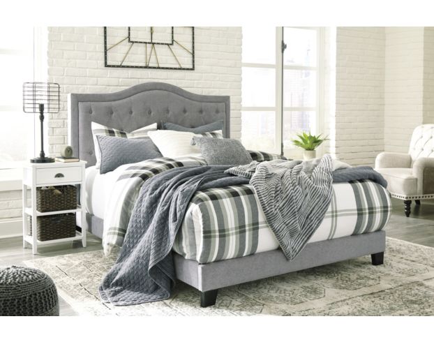 Ashley Jerary Queen Bed large image number 2