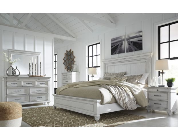 Ashley Kanwyn King Bedroom Set, Grey King Bedroom Set With Storage