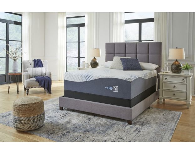 Ashley Gel Memory Foam  Hybrid Queen Mattress in a Box large image number 5