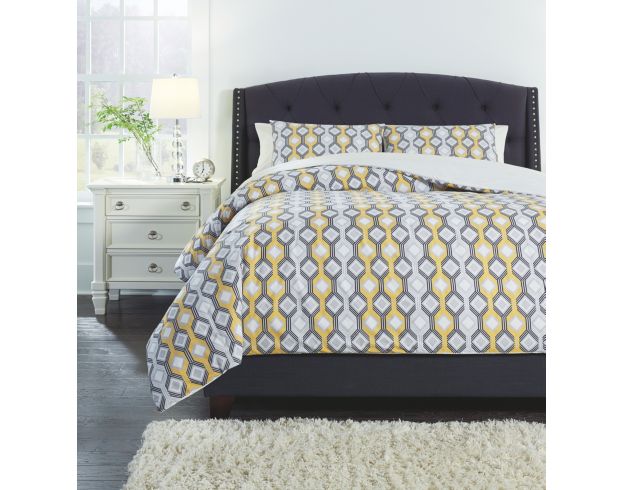 Ashley Mato Comforter 3-Piece Queen Yellow Comforter Set large image number 1