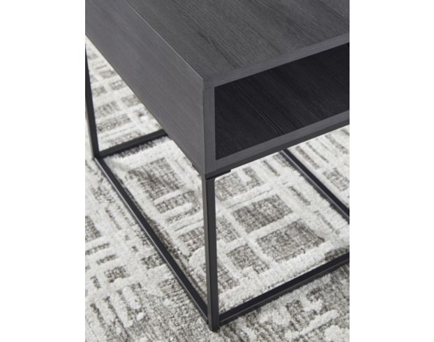 Ashley Yarlow End Table large image number 3