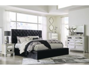 Ashley Lindenfield 4-Piece King Upholstered Bedroom Set
