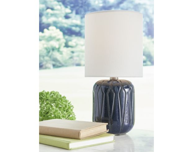 Ashley Hengrove Accent Lamp large image number 2