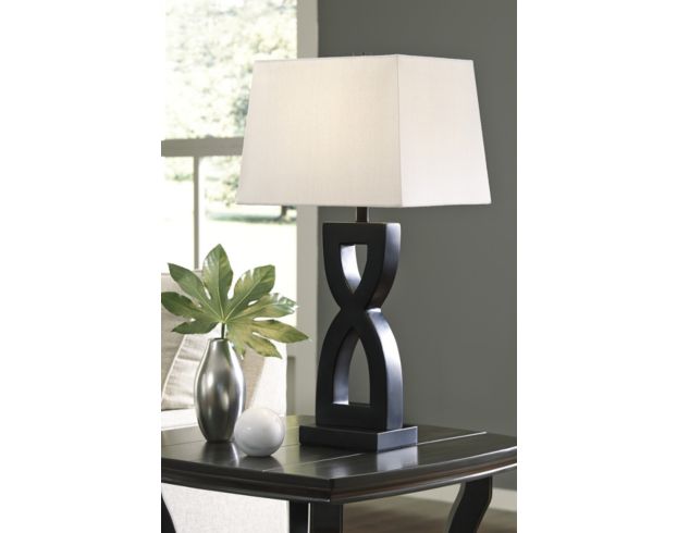 Ashley Amasai Table Lamp Set large image number 2