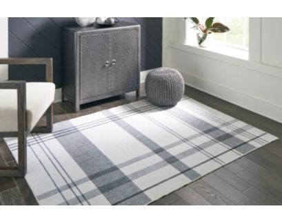 Ashley Kaidlow Washable 5' x 7' Rug