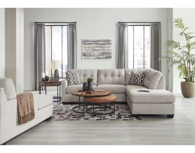 Ashley Mahoney 2-Piece Sectional with Right-Facing Chaise large image number 8