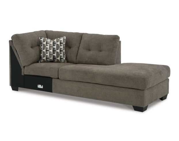 Ashley Mahoney 2-Piece Sectional with Right-Facing Chaise large image number 8