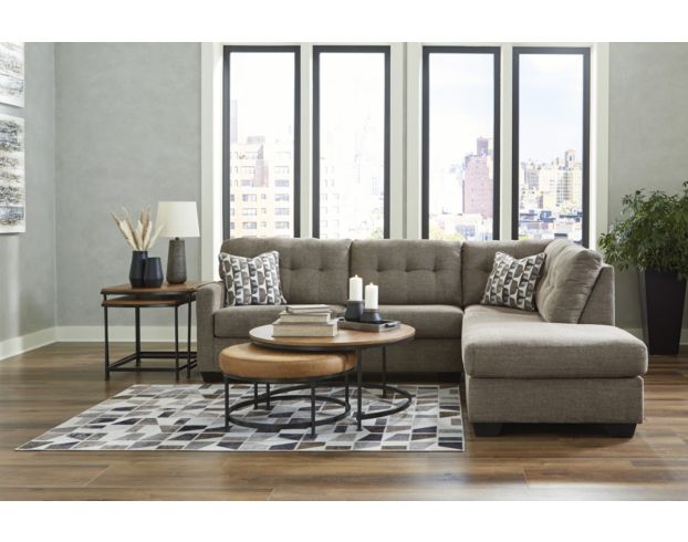 Ashley Mahoney 2-Piece Sectional with Right-Facing Chaise large image number 10