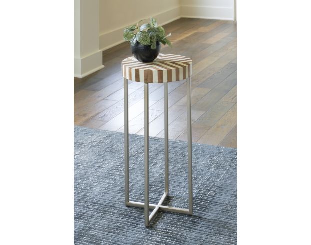 Ashley Cartley Accent Table large image number 5