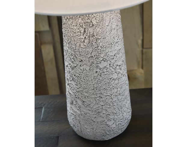 Ashley Chaston Table Lamp (Set of 2) large image number 4