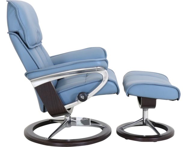 Ekornes Admiral 100% Leather Medium Chair large image number 3