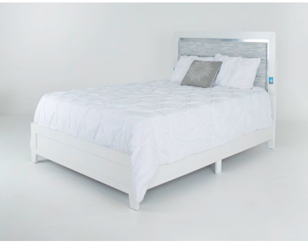 Global Luccia Queen Bed large image number 2