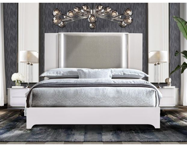 Global Aspen White Queen Bed large image number 2