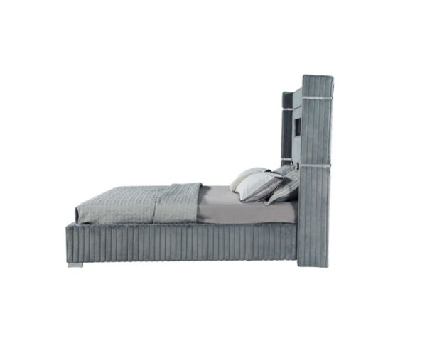 Global 2215 Collection Gray Velvet Queen Bed large image number 2