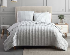 Hallmart Collectibles Mansfield Gray Crinkle 3-Piece Queen Coverlet Set