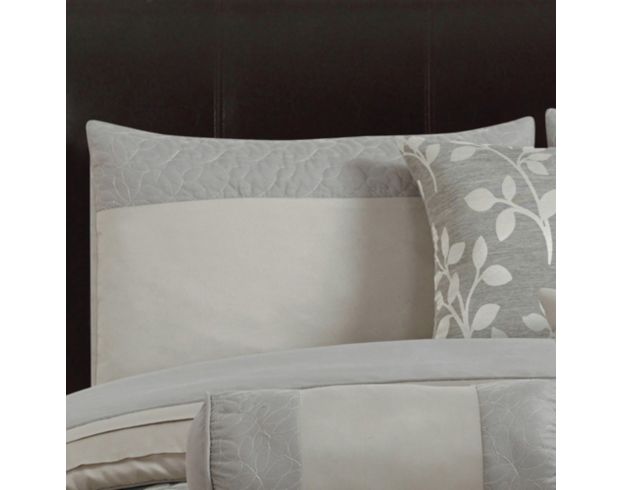 Hallmart Platinum 7-Piece Queen Comforter Set large image number 3