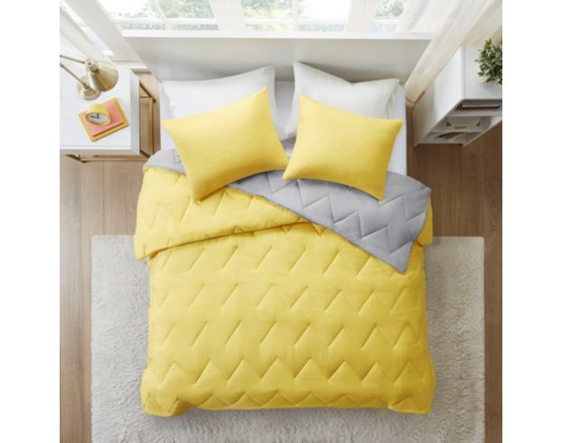 Hampton Hill Trixie Yellow 3-Piece Full/Queen Comforter Set large image number 8