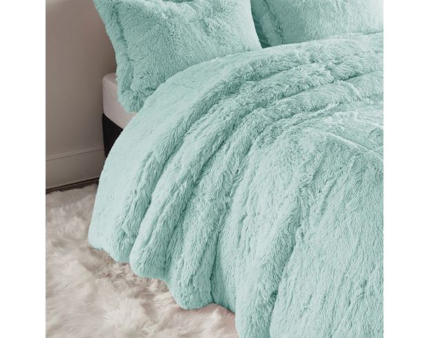 Hampton Hill Intelligent Design Malea 2-Piece Aqua Shaggy Faux Fur Twin/Twin XL Comforter large image number 3