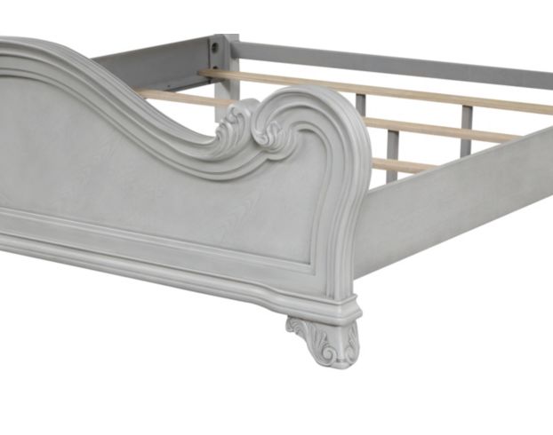 New Classic Cambria Hills King Bed large image number 5