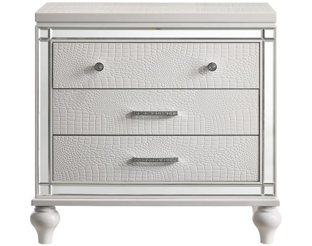 New Classic Bedroom VALENTINO Lingerie Chest - WHITE BA9698W-074 -  Furniture Market - Austin, TX