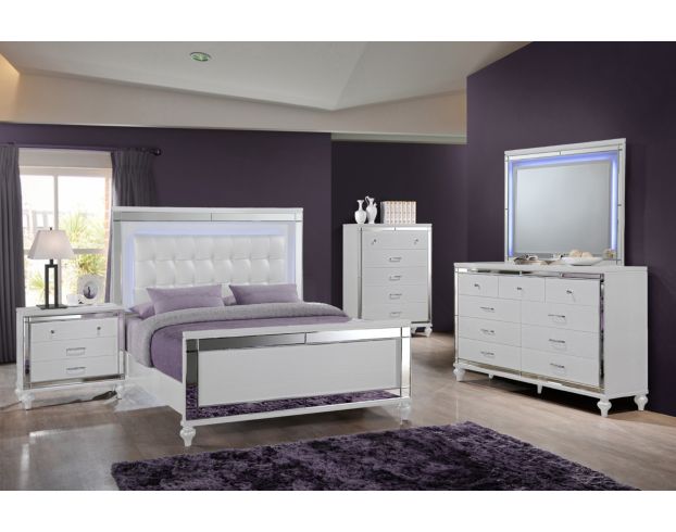 New Classic Valentino White 4-Piece King Bedroom Set large image number 1