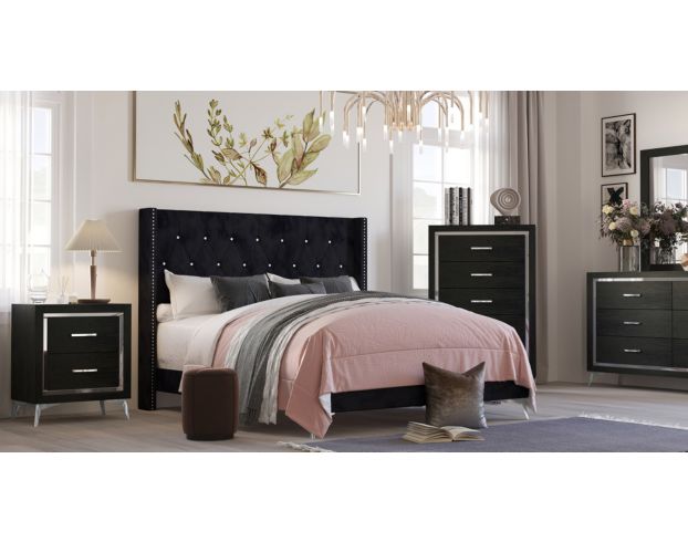 New Classic Huxley King 4-Piece Bedroom Set large image number 1