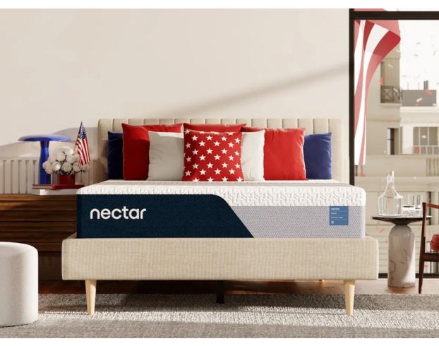 Nectar Classic Memory Foam 5.1 Twin XL Mattress in a Box large image number 3