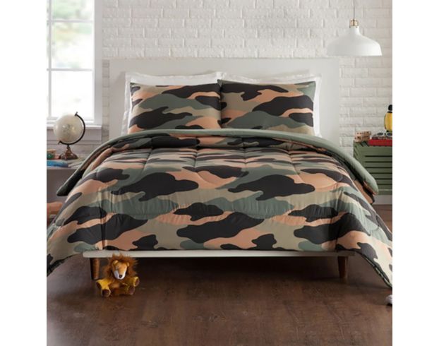 Camouflage queen deals bed set