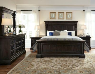 Pulaski Caldwell 4 Piece King Bedroom Set Homemakers Furniture