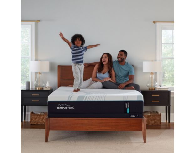 Tempur-Pedic Adapt Medium 2.0 King Mattress large image number 3