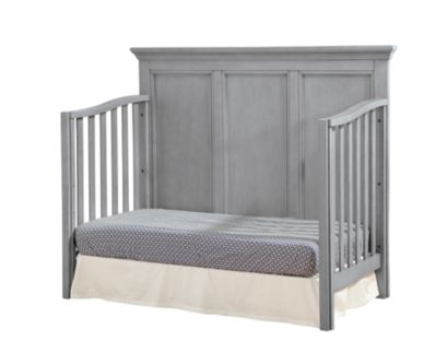 Westwood / Thomas International Hanley Cloud 4-in-1 Convertible Crib